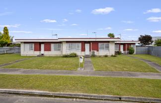 3, 5 and 7 London Place, Tamatea