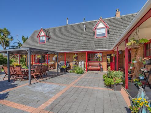 389 Kawiu Road, Levin