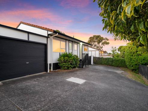 2/5 Cheam Place, Pakuranga Heights