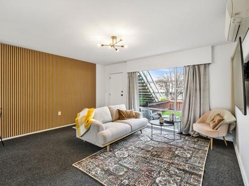 1/605 Hereford Street, Linwood