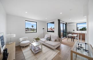 2 Te Ara Tapore, Papatoetoe