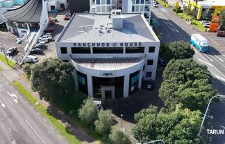 Prime Kingsland Commercial Space for Lease