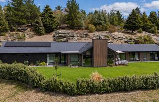 98 Aronui Road, Alexandra