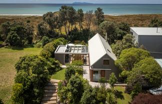 2 Sea Crest Place, Waihi Beach