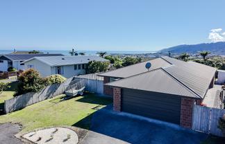 38 Arnott Heights, GREYMOUTH