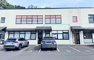 High-Exposure Office/Showroom on Khyber Pass Road