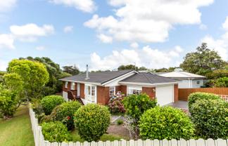 2/154 Deep Creek Road, Torbay