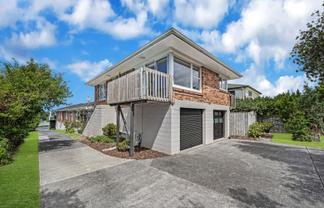 4/38 Old Lake Road, Narrow Neck