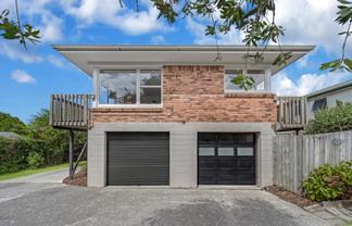 4/38 Old Lake Road, Narrow Neck