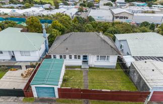 12 Taylor Terrace, Tawa