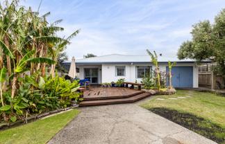285 Clifton Road, Te Awanga