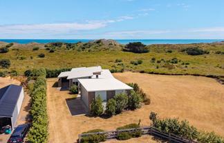 50 Westside Road, Port Waikato