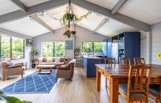 37C Ocean Road, Surfdale