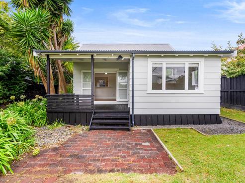 15 Myrtle Street, Morningside