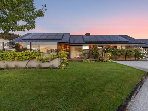 14 Islington Place, Wanaka