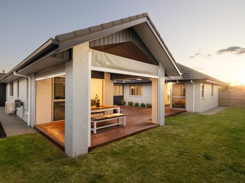 5 Kapua Crescent, Rototuna North