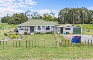 77 Moa Street, Piopio