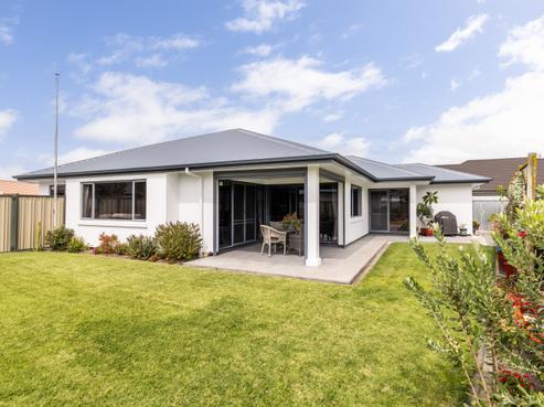3 Merlot Drive, Greenmeadows