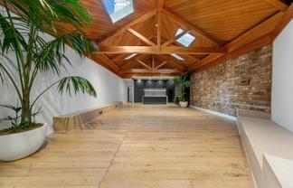 NEWLY REFURBISHED CHARACTER CBD OFFICE SUITES
