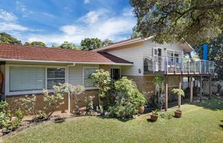 2 Tudward Glade, Hillcrest