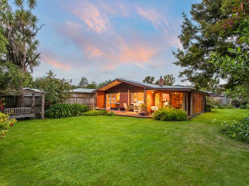 90 Fisher Avenue, Beckenham