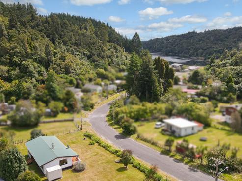 3 Tombleson Road, Lake Rotoma