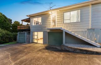 2/20 Celeste Place, Totara Vale