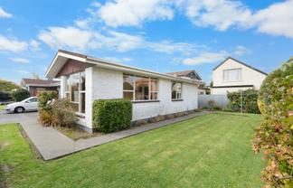 2/55 Peverel Street, Riccarton