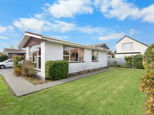 2/55 Peverel Street, Riccarton
