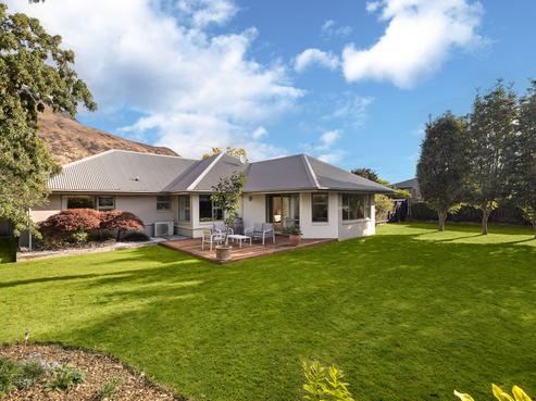 65 Howards Drive, Lake Hayes Estate