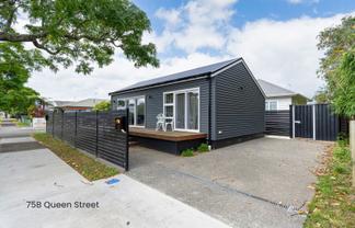 75 and 75B Queen Street, Levin