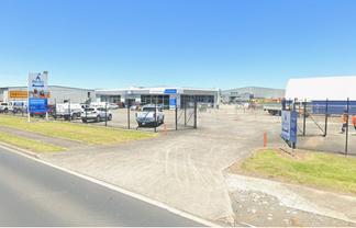 High Profile Wiri Industrial site w/ large yard