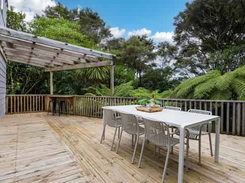 2/22 Hobby Avenue, Birkdale