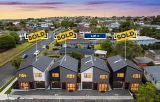 Lots 1-4/32 Kurnell Drive, Botany Downs