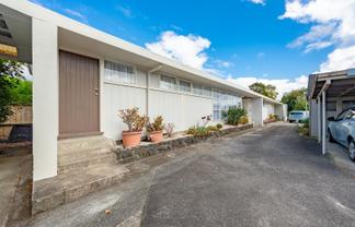  2/127 Seabrook Avenue, New Lynn