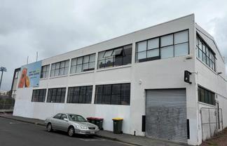 VALUE NEWTON OFFICE / WAREHOUSE
