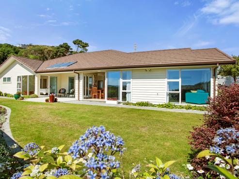 206 Navigation Drive, Whitby
