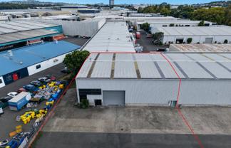 564sqm High Stud Warehouse + container drop 