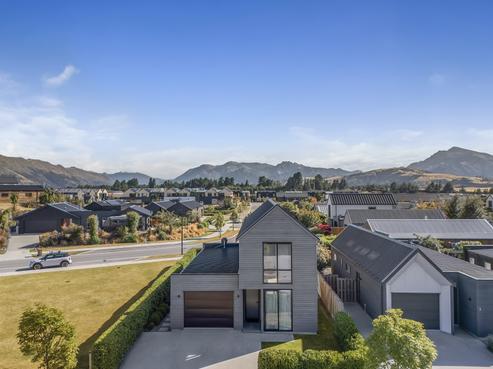 1 Glen Dene Crescent, Wanaka