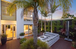 15 Waitemata Road, Hauraki