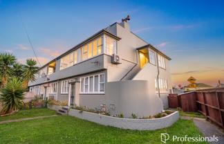 4/28 Scholefield Street, Petone