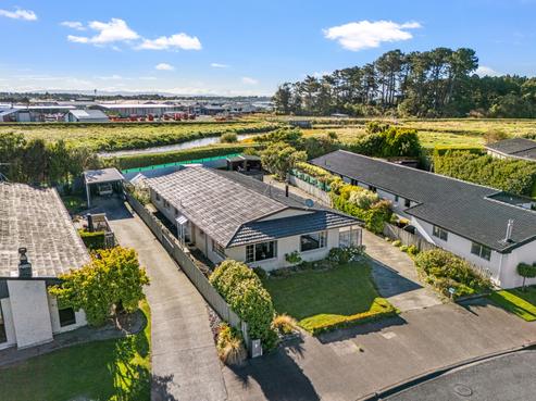 96 Gladstone Terrace, Gladstone