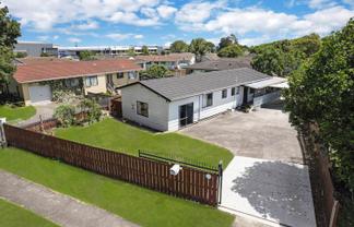 75 Kerrs Road, Manukau