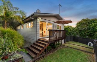 37B Salisbury Road, Birkdale