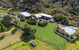 2856 South Head Road South Head, Helensville