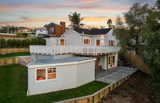 16 School Road, Kingsland