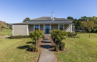 2033 Kahuranaki Road, Kahuranaki