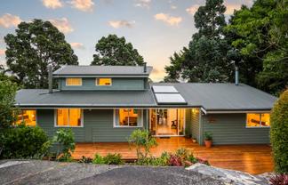 571 South Titirangi Road, Titirangi