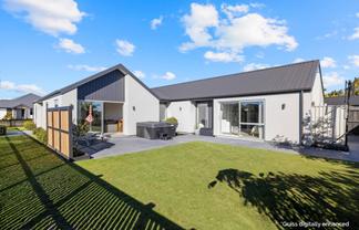 2 Jardine Place, Marshland