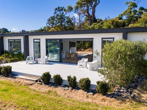 77 Wairimu Way, Waipu